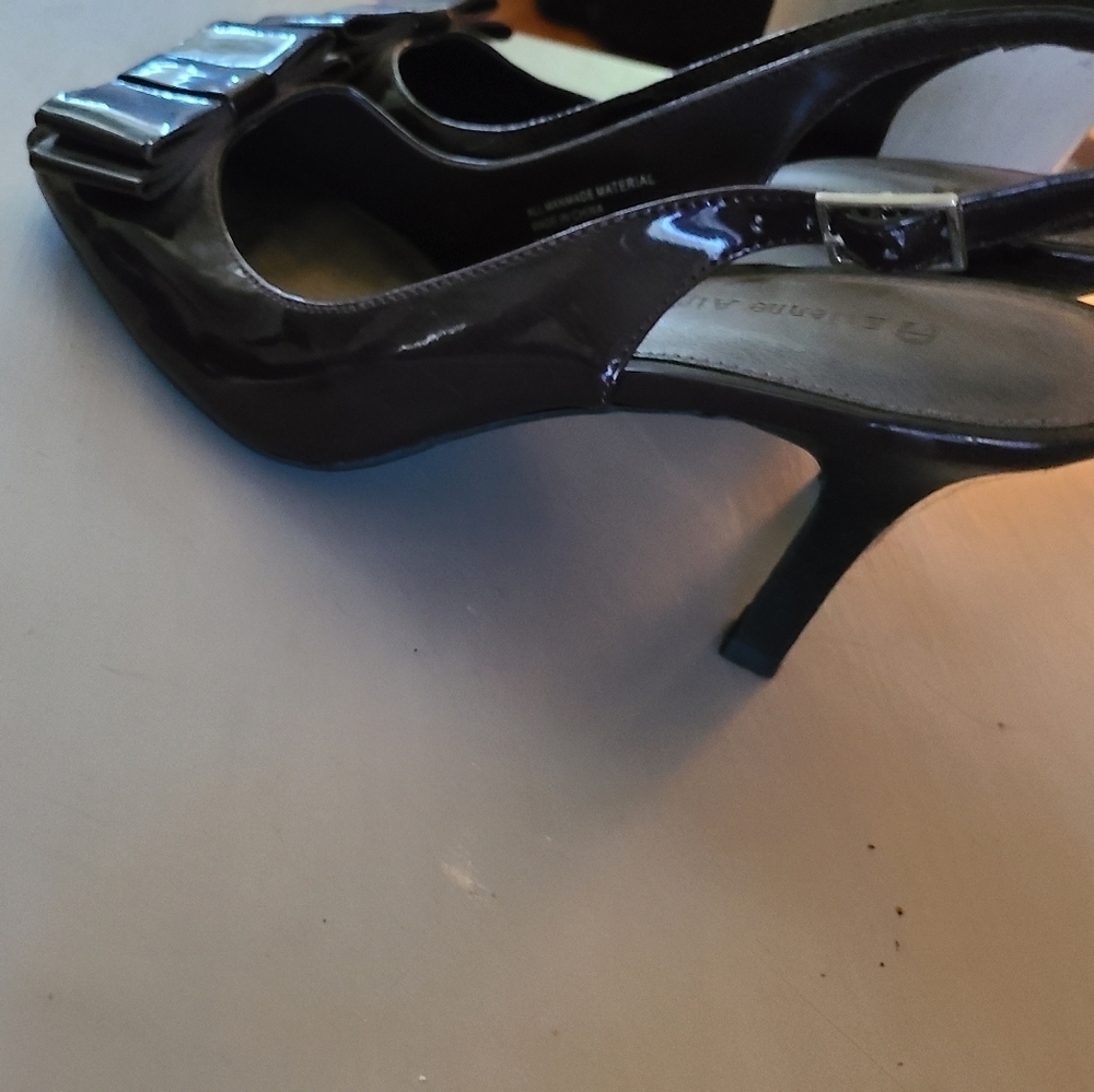 Etienne Aigner patent leather heels 7.5 hp🔥 - Picture 5 of 6